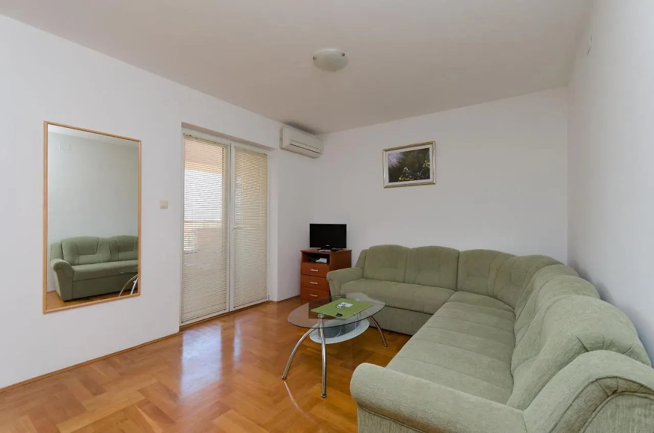 מאלינסקה Apartments Dunja קרואטיה